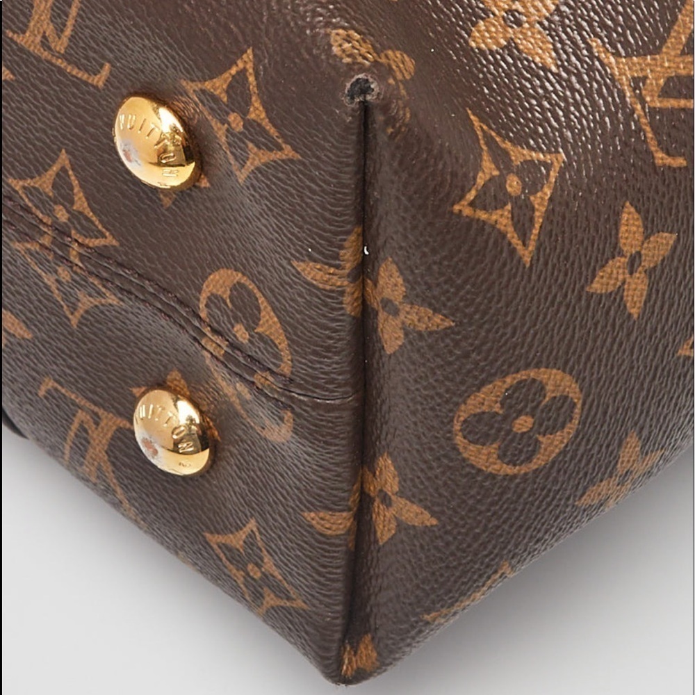 Limited Edition ❤️BEAUTIFUL LOUIS VUITTON❤️ Monogram Canvas Melie Bag - Picture 11 of 17
